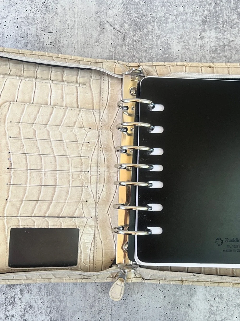 Franklin Covey Cream Faux Croc-Embossed Leather Zipper Binder